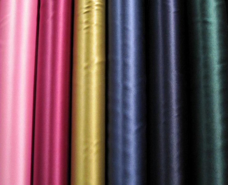 combinatie mineraal Gebakjes Mc Lennan's Pure Silk Amsterdam | zijde stoffen